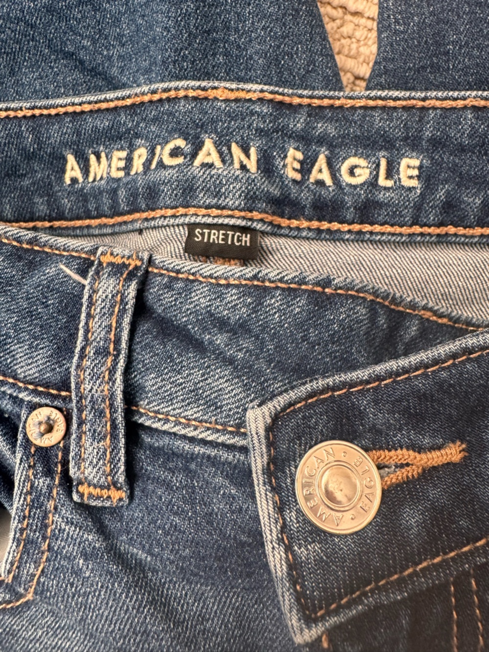 American Eagle Outfitters Dark Wash Straight Leg Jeans size 2 - Picture 3 of 6